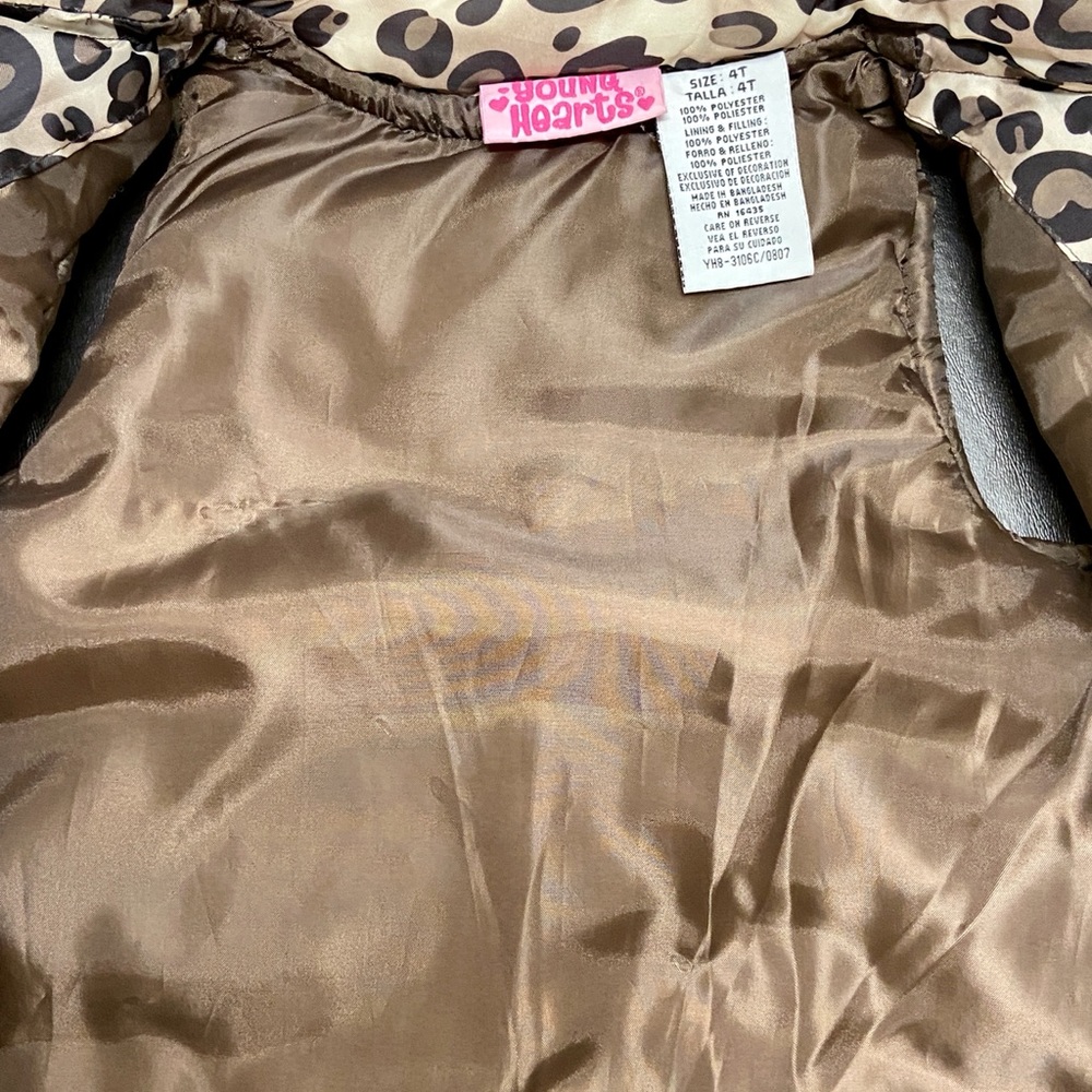 Young Hearts Vest - Picture 3 of 4